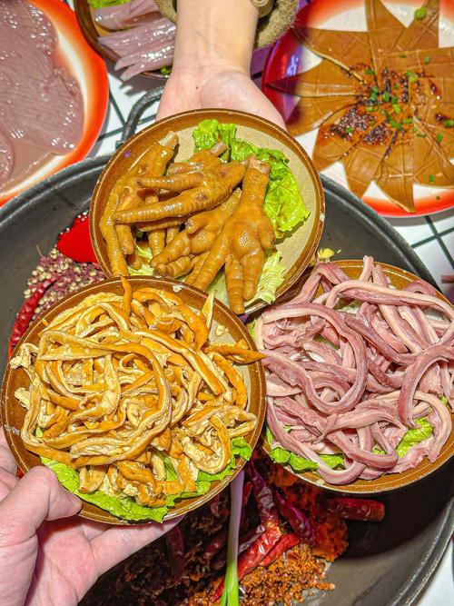 成都李家沱附近美食