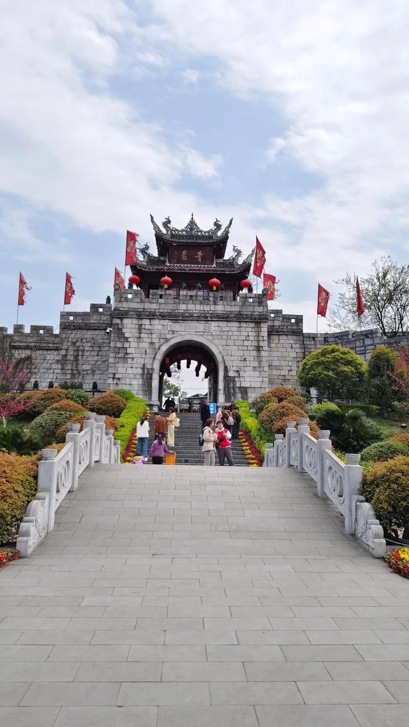 贵阳青岩古镇旅游攻略