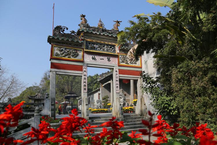 新兴县周边的旅游景点