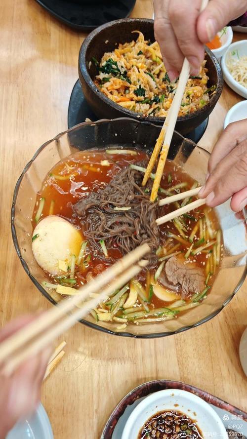 鸭绿江断桥附近美食