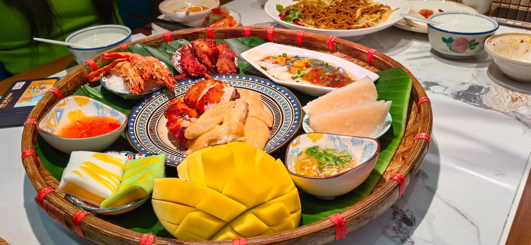 三亚火车站附近美食