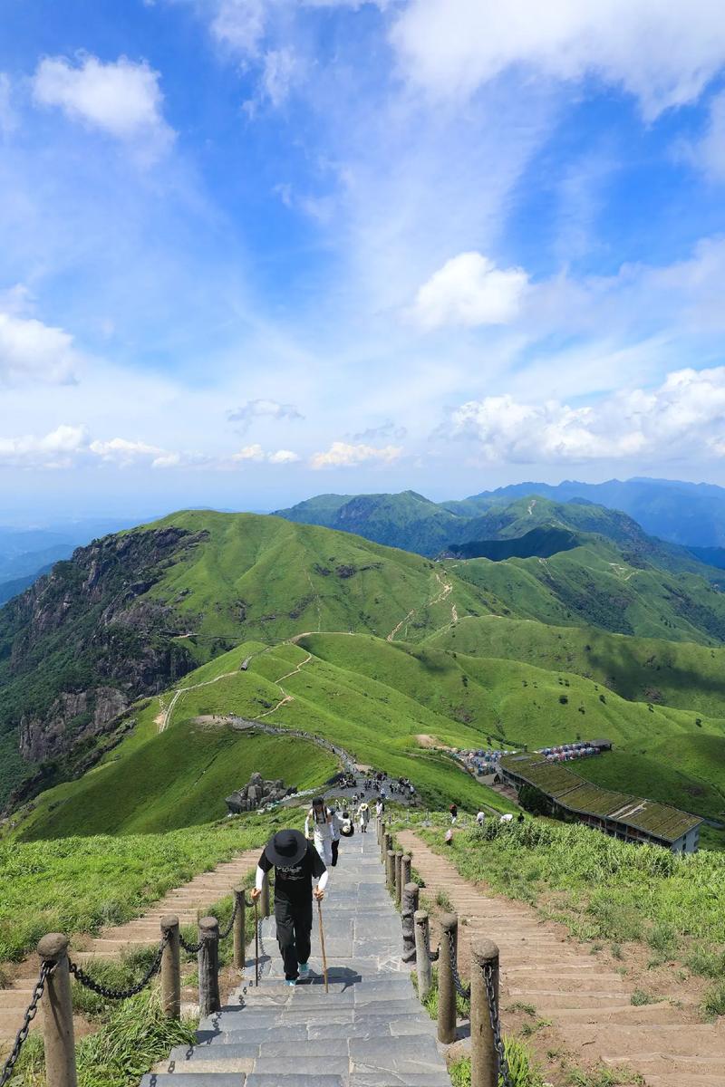 江西省武功山旅游景点