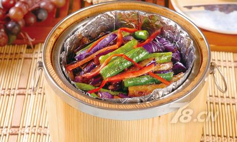 美食密码木桶滋滋锅