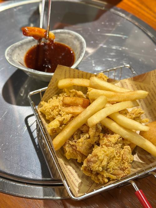 西单大悦城附近美食