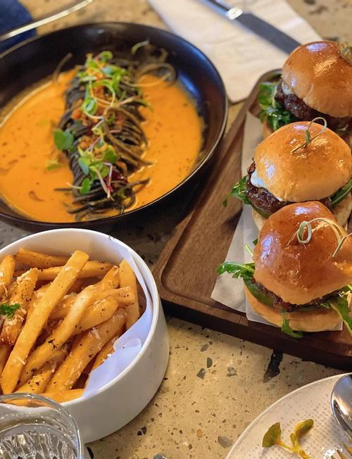 广州太古汇附近美食