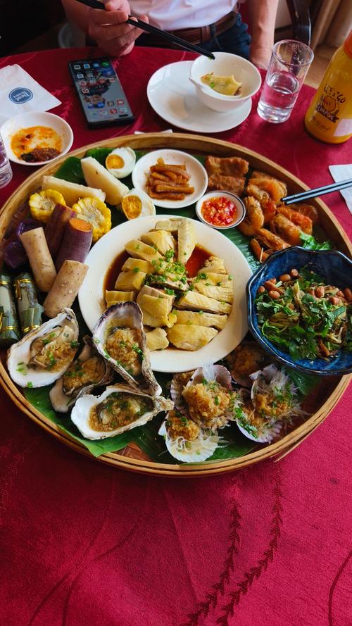 三亚海棠湾附近美食